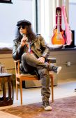 Slash solo 2014 0406_firsttimefest_nyc slash (34)